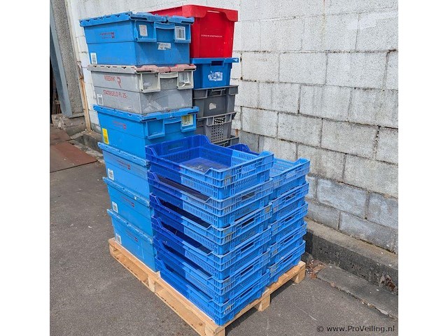 Kunststof bakken en kratten - aantal 26 stuks - afbeelding 2 van  3