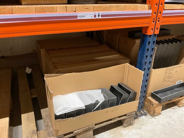 Kunststof bakken en schalen. - afbeelding 13 van  20