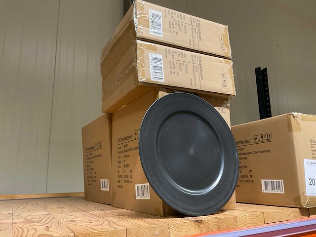 Kunststof bakken en schalen. - afbeelding 12 van  20