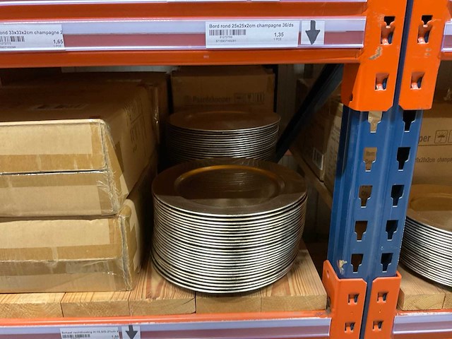 Kunststof bakken, vazen en schalen. - afbeelding 6 van  20