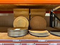 Kunststof bakken, vazen en schalen. - afbeelding 18 van  20