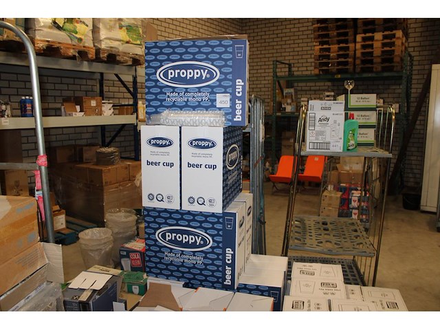 Kunststof bierglazen proppy. 7x 1000 stuks. 0,25 liter. - afbeelding 1 van  3