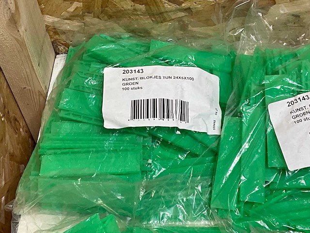 Kunststof blokjes diverse maten (2700x) - afbeelding 6 van  13