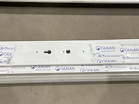 Kunststof deur (2x) - afbeelding 1 van  8