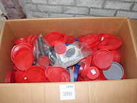 Kunststof doppen in doos in diverse maten. - afbeelding 1 van  2