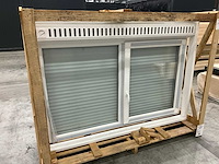 Kunststof draai-kiepraam met kliklijst - afbeelding 2 van  5