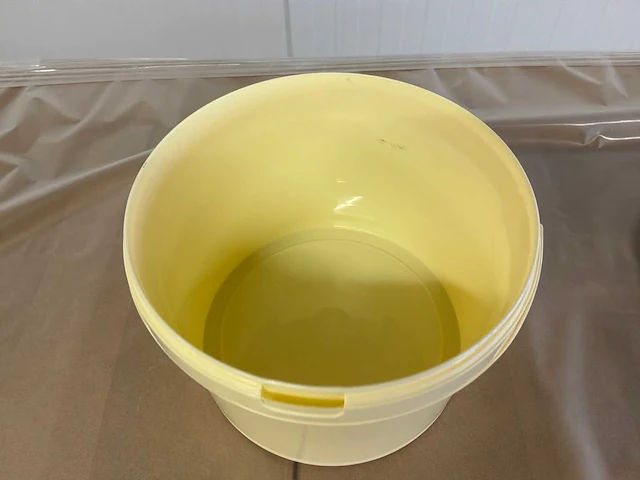 Kunststof emmer beige (2,5 liter) (4000x) - afbeelding 3 van  7