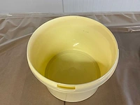 Kunststof emmer beige (2,5 liter) (4000x) - afbeelding 3 van  7