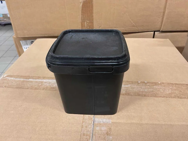 Kunststof emmer zwart (1,5 liter) (5800x) - afbeelding 1 van  7