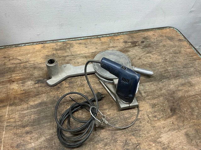 Kunststof frees - afbeelding 1 van  3