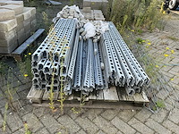 Kunststof geperforeerd u-profiel (80x) - afbeelding 3 van  3