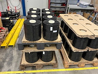 Kunststof grondstof op rol (48x) - afbeelding 2 van  4