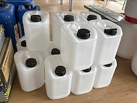 Kunststof jerrycan 5 liter (13x) - afbeelding 2 van  2