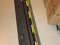 Kunststof kabelbrug met 2 kanalen en klepdeksel. 4 stuks. - afbeelding 4 van  4