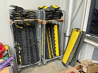 Kunststof kabelgoot (85x) - afbeelding 1 van  9