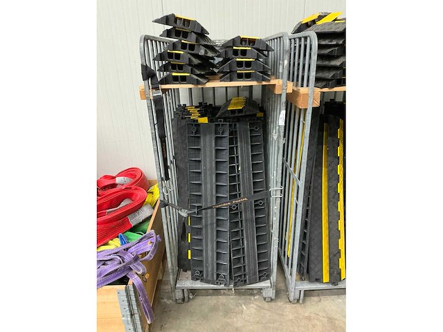 Kunststof kabelgoot (85x) - afbeelding 2 van  9