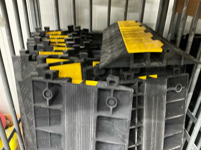 Kunststof kabelgoot (85x) - afbeelding 3 van  9