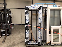 Kunststof kozijn met deur (2x) - afbeelding 1 van  3