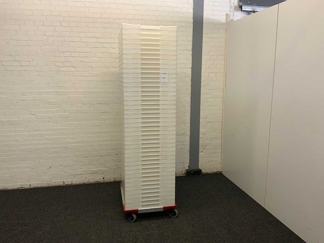 Kunststof kratten (42x) - afbeelding 1 van  4
