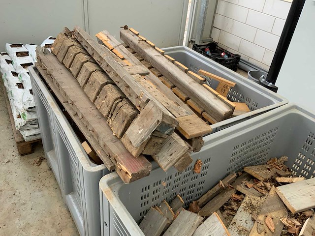 Kunststof kuubkist met hout (2x) - afbeelding 2 van  9