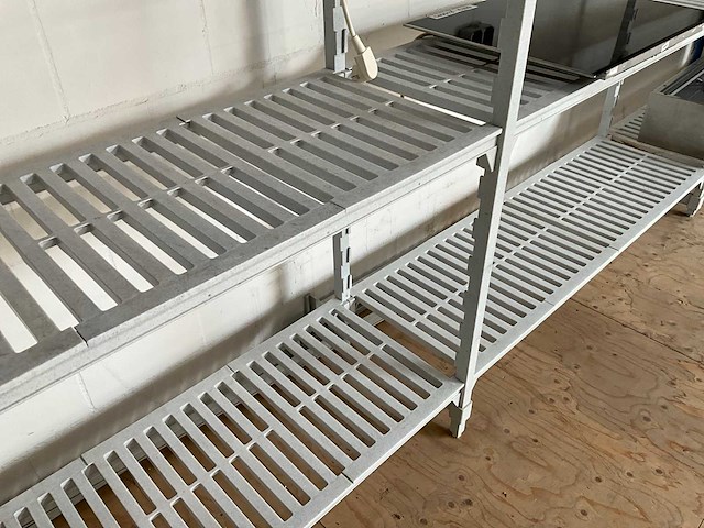 Kunststof magazijnstelling (8-secties) - afbeelding 3 van  3