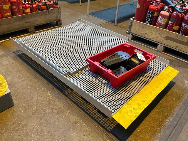 Kunststof oprit - afbeelding 1 van  4