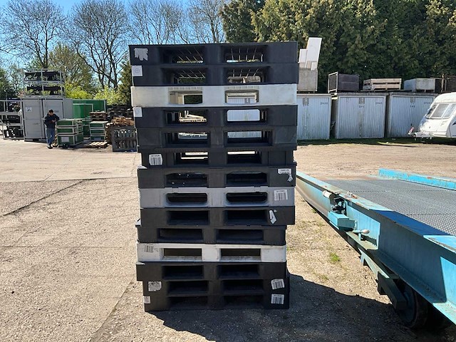 Kunststof pallet (15x) - afbeelding 4 van  4