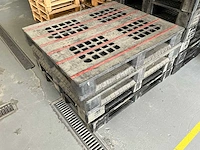 Kunststof pallet (16x) - afbeelding 2 van  4