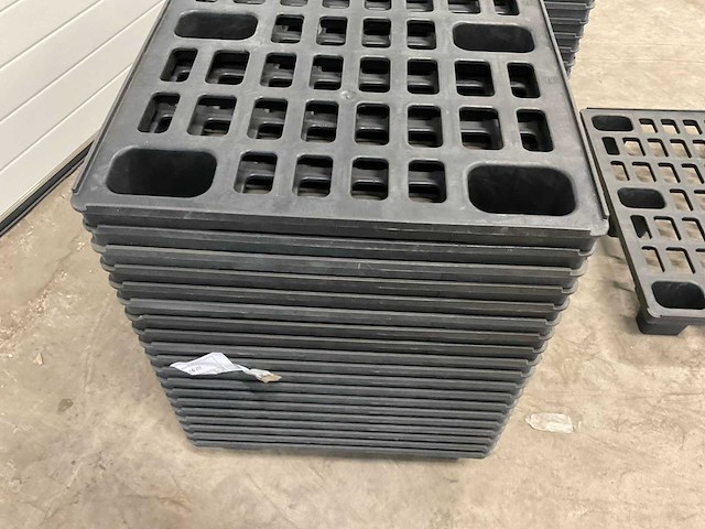 Kunststof pallet | 60x80cm (40x) - afbeelding 3 van  6
