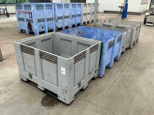 Kunststof palletkrat (4x) - afbeelding 1 van  3