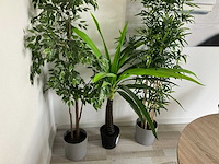 Kunststof plant (3x) - afbeelding 1 van  4