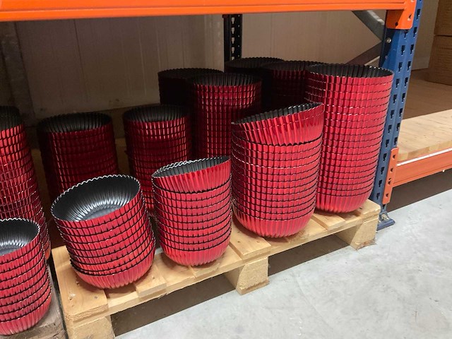 Kunststof potten, schalen en kommen - afbeelding 8 van  16