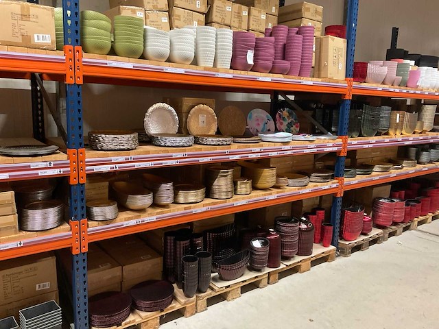 Kunststof potten, schalen en kommen - afbeelding 11 van  18