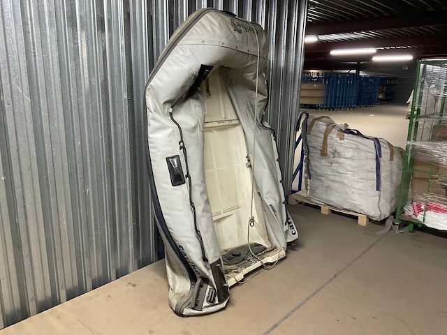 Kunststof roeiboot - afbeelding 2 van  5