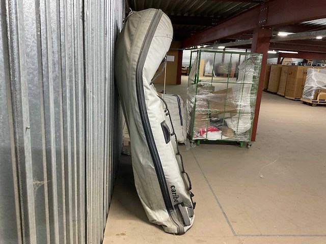 Kunststof roeiboot - afbeelding 3 van  5