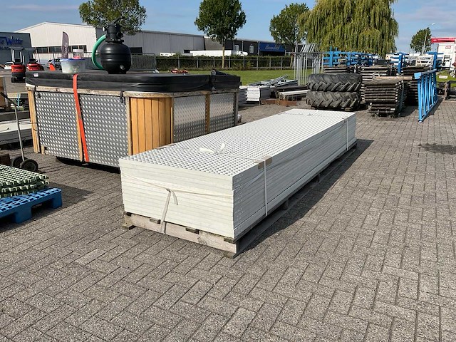 Kunststof roosters (14x) - afbeelding 1 van  5