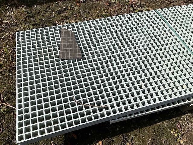 Kunststof roostervloer (2x) - afbeelding 4 van  6