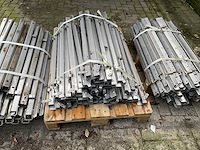 Kunststof (rvs) stalinrichting - afbeelding 7 van  8