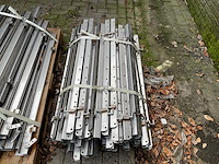 Kunststof (rvs) stalinrichting - afbeelding 8 van  8
