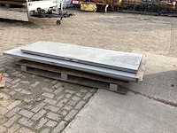 Kunststof stal deuren (2x) - afbeelding 2 van  5