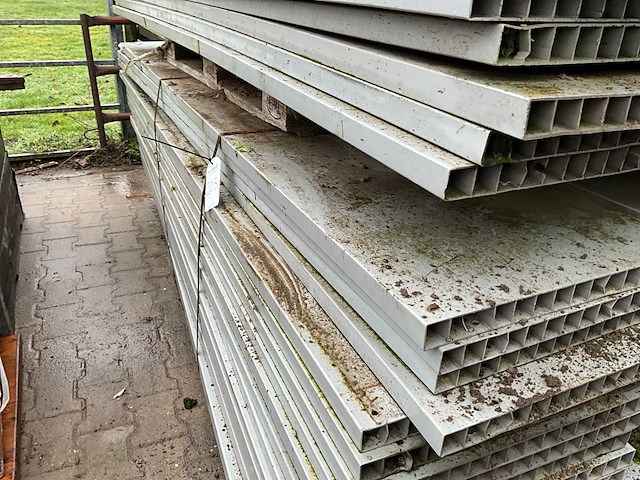 Kunststof stalinrichting platen - afbeelding 4 van  4