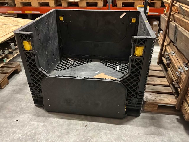 Kunststof stapelpallet krat (3x) - afbeelding 1 van  1