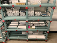 Kunststof stelling met inhoud (3x) - afbeelding 2 van  8