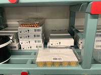 Kunststof stelling met inhoud (3x) - afbeelding 4 van  8