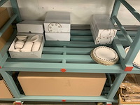 Kunststof stelling met inhoud (3x) - afbeelding 5 van  8