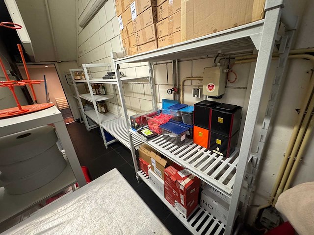 Kunststof stelling - afbeelding 2 van  5