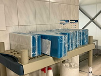 Kunststof stelling - afbeelding 2 van  2