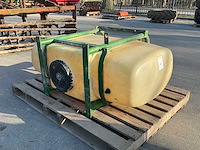 Kunststof tank - afbeelding 1 van  4