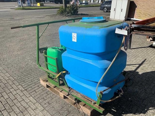 Kunststof tank - afbeelding 2 van  8