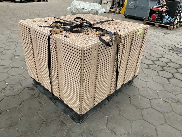 Kunststof tent vloer - afbeelding 5 van  6